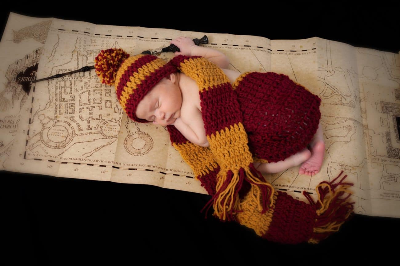 harry potter newborn with harry potter hat and scarf