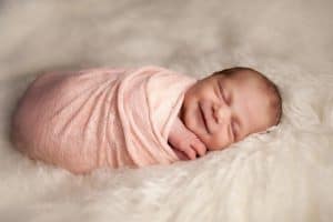 Baby-V-1--newborn baby wrapped in pink blanket--windhamnhnewborn--www.daniellebustamante.com--#nhnewborn #newbornphotographer #newmom