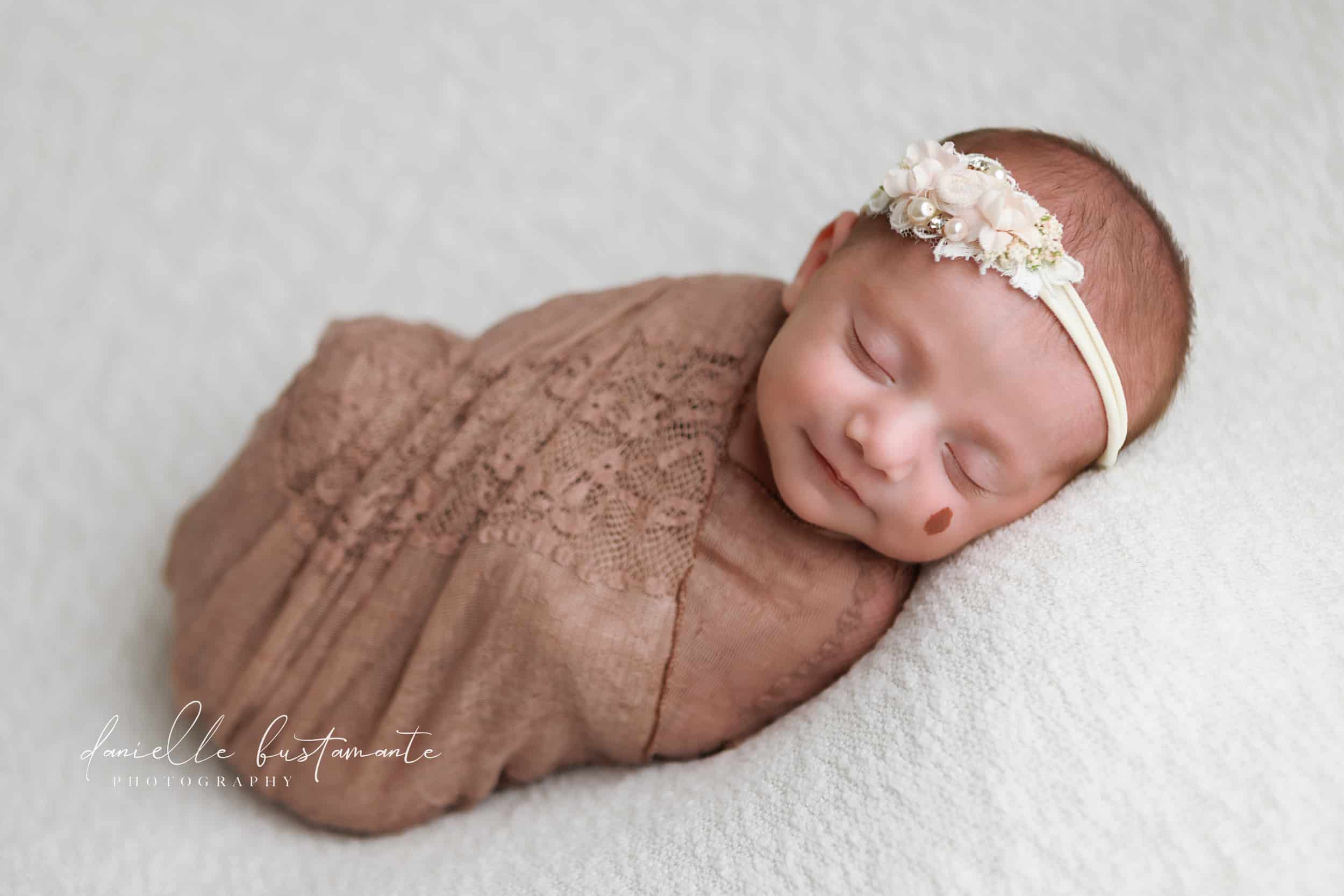 windham-NH-newborn-smiling